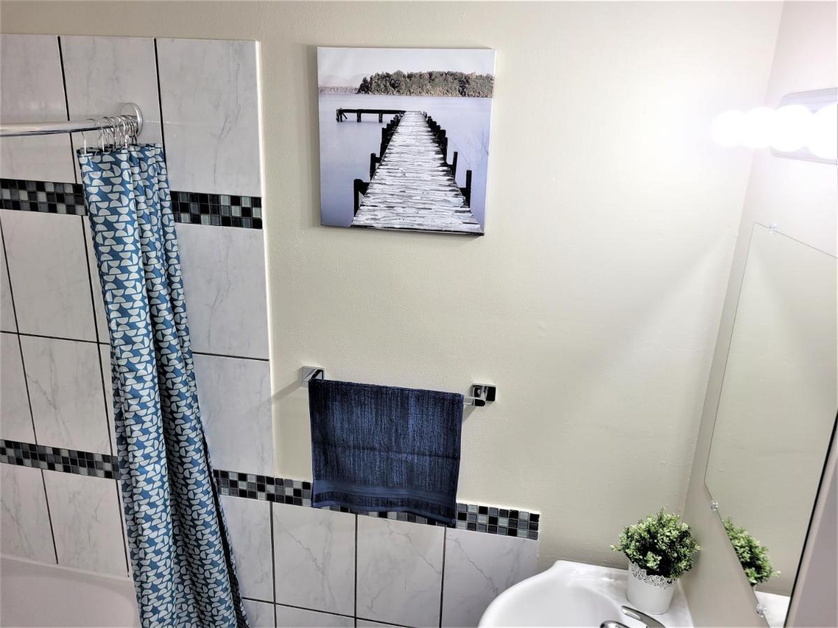 Cozy 4 Bedroom Townhouse - Peaceful Feel Of Home Vinnipeg Dış mekan fotoğraf